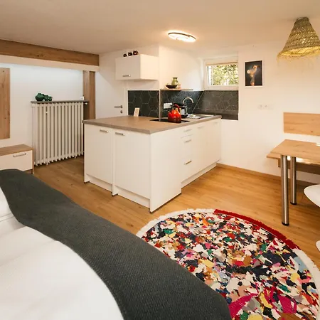 Marwa - Eine Ruheoase Im Gruenen Homestay szállás Innsbruck