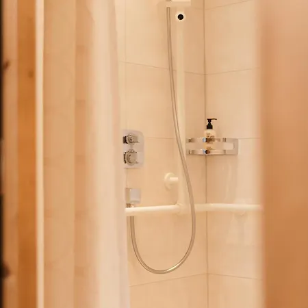 Marwa - Eine Ruheoase Im Gruenen * Innsbruck